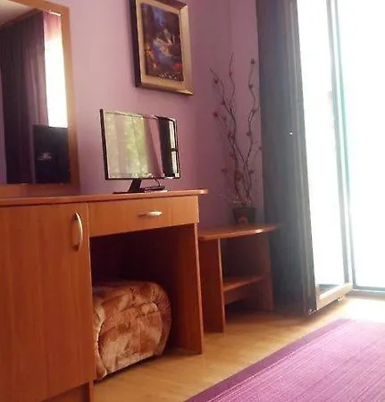 Sveti Nikola * ポモリエ